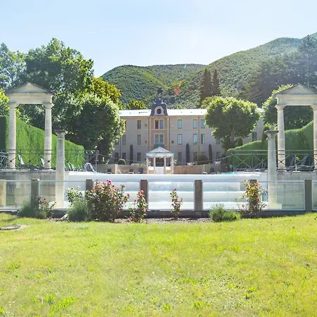 Cozy With Swimming Pool Terrace Garden Parking * Монбрен-ле-Бен