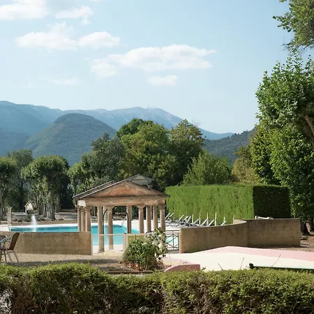 Cozy With Swimming Pool Terrace Garden Parking Монбрен-ле-Бен
