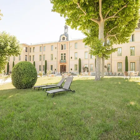 Апартаменты Cozy With Swimming Pool Terrace Garden Parking Монбрен-ле-Бен